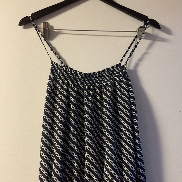 3/$20 Gap Sundress Sheer Fabric - Picture 2 of 3